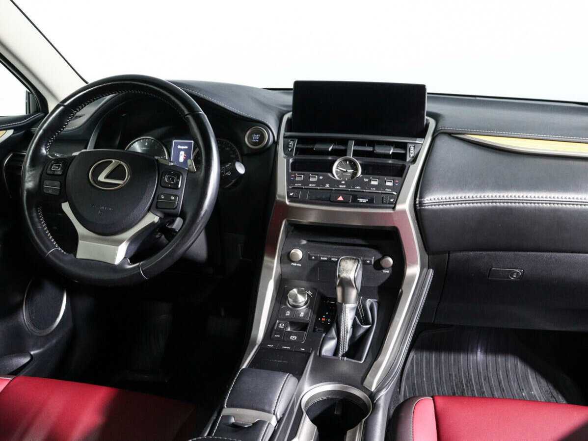 Lexus NX 2018 года с пробегом. Фото: #9