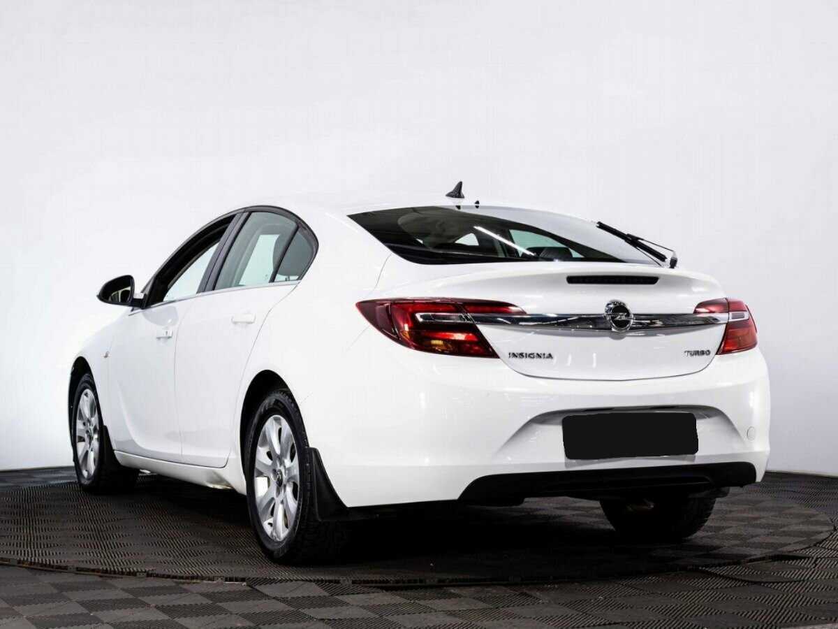 Б/У Опель Инсигния 2014 года. Фото: #3