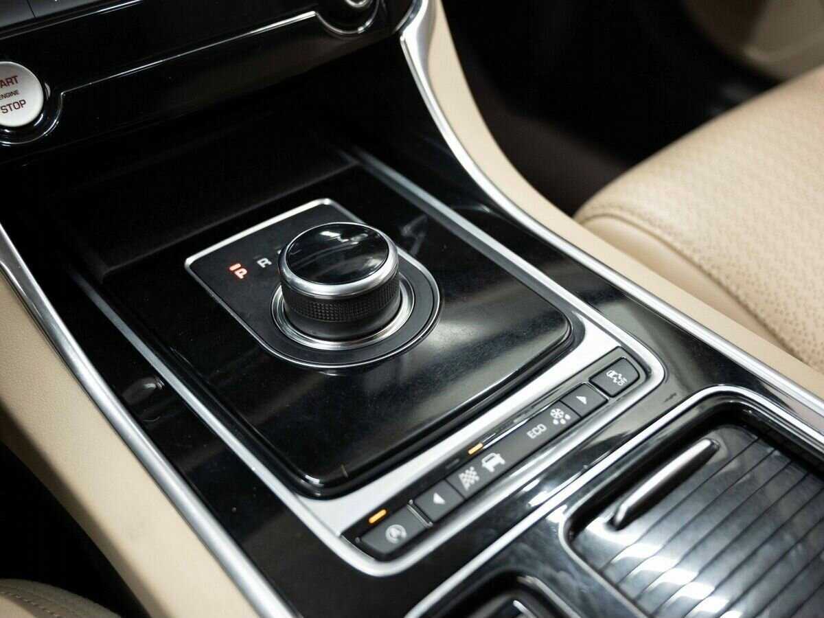 Jaguar XF 2017 года с пробегом. Фото: #23