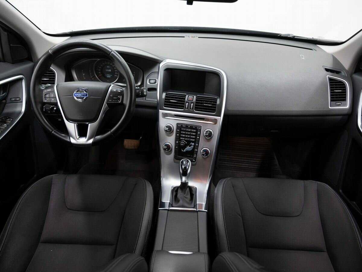 Volvo XC60 2017 года с пробегом. Фото: #12