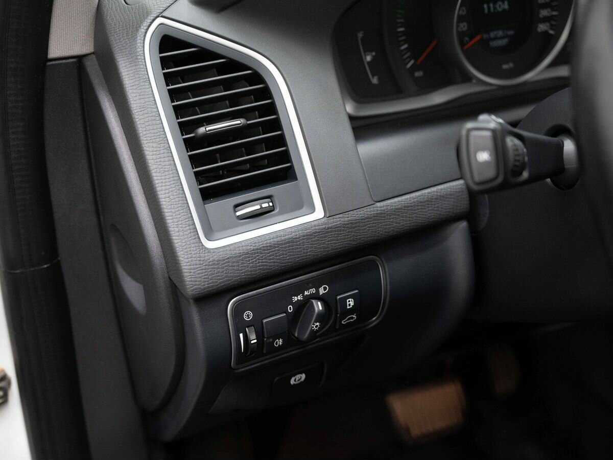 Volvo XC60 2017 года с пробегом. Фото: #18