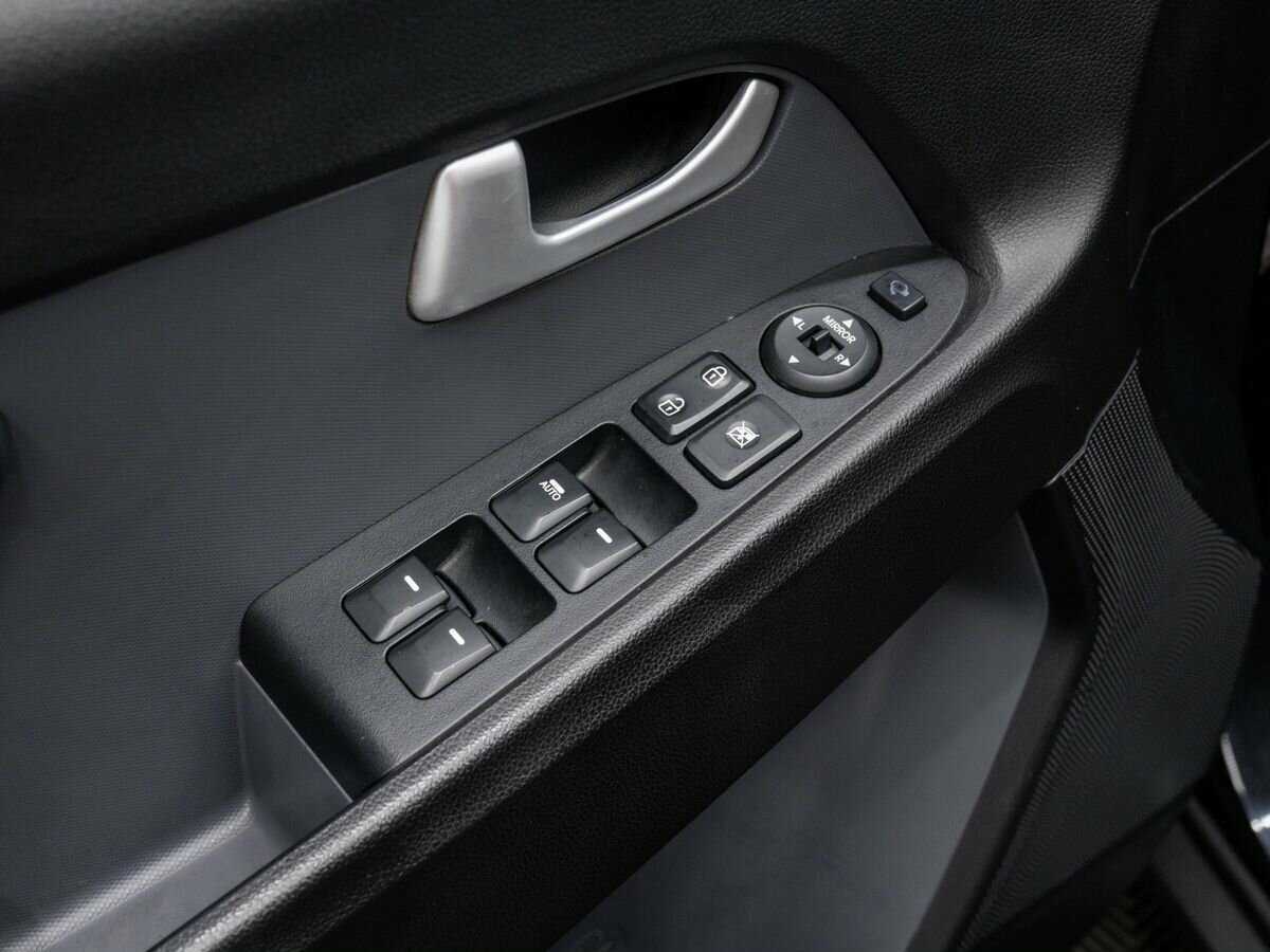 Б/У Киа Спортейдж 2012 года. Фото: #15