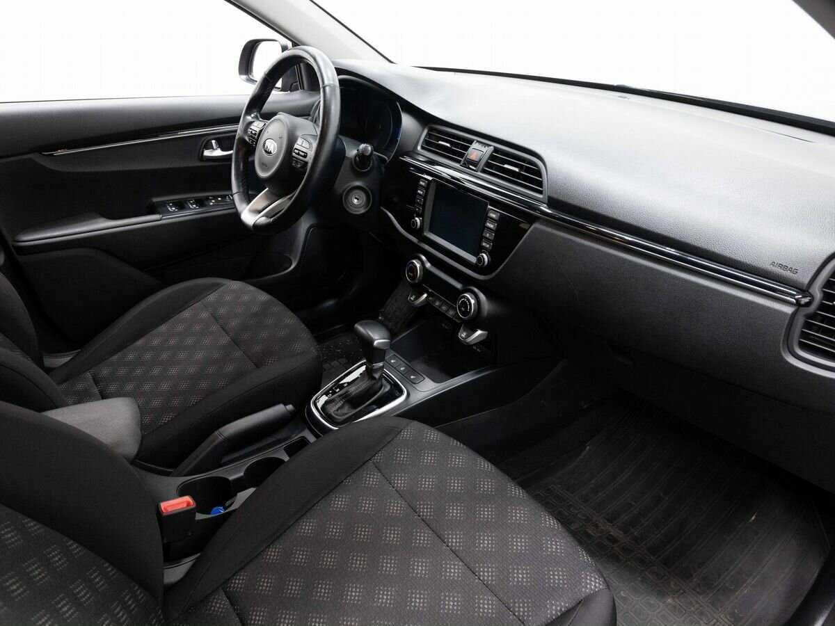 Б/У Киа Рио 2018 года. Фото: #10