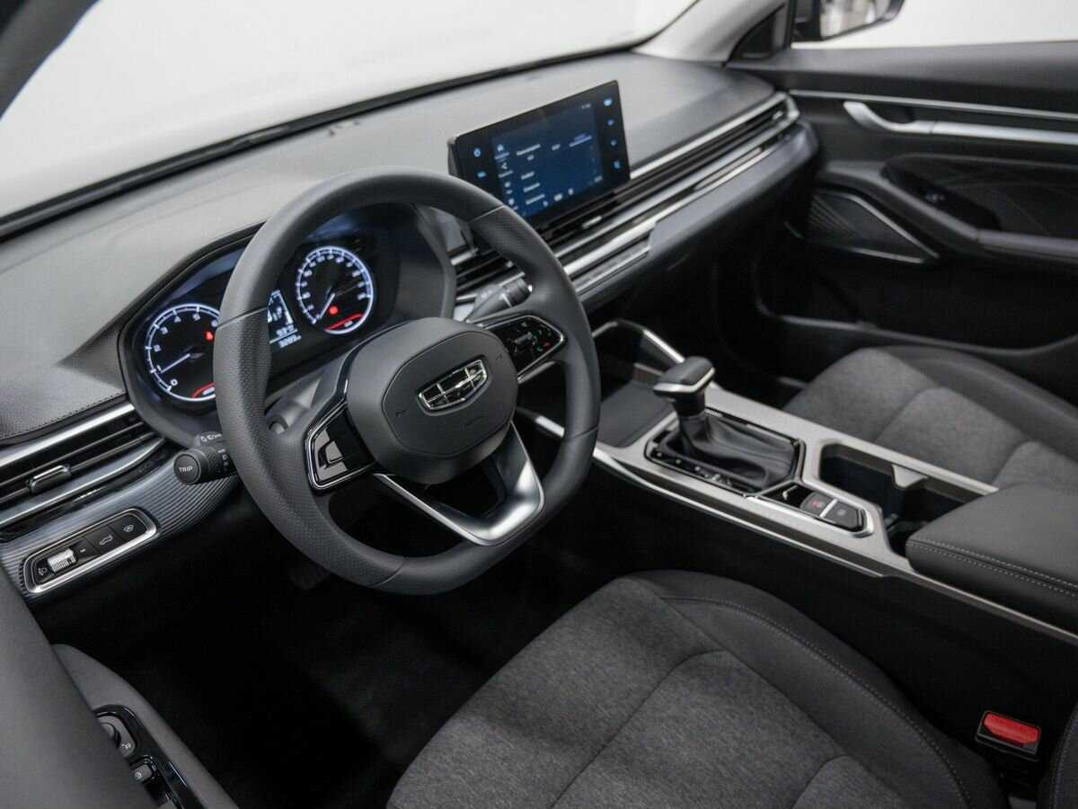 Geely Emgrand 2023 года с пробегом. Фото: #12