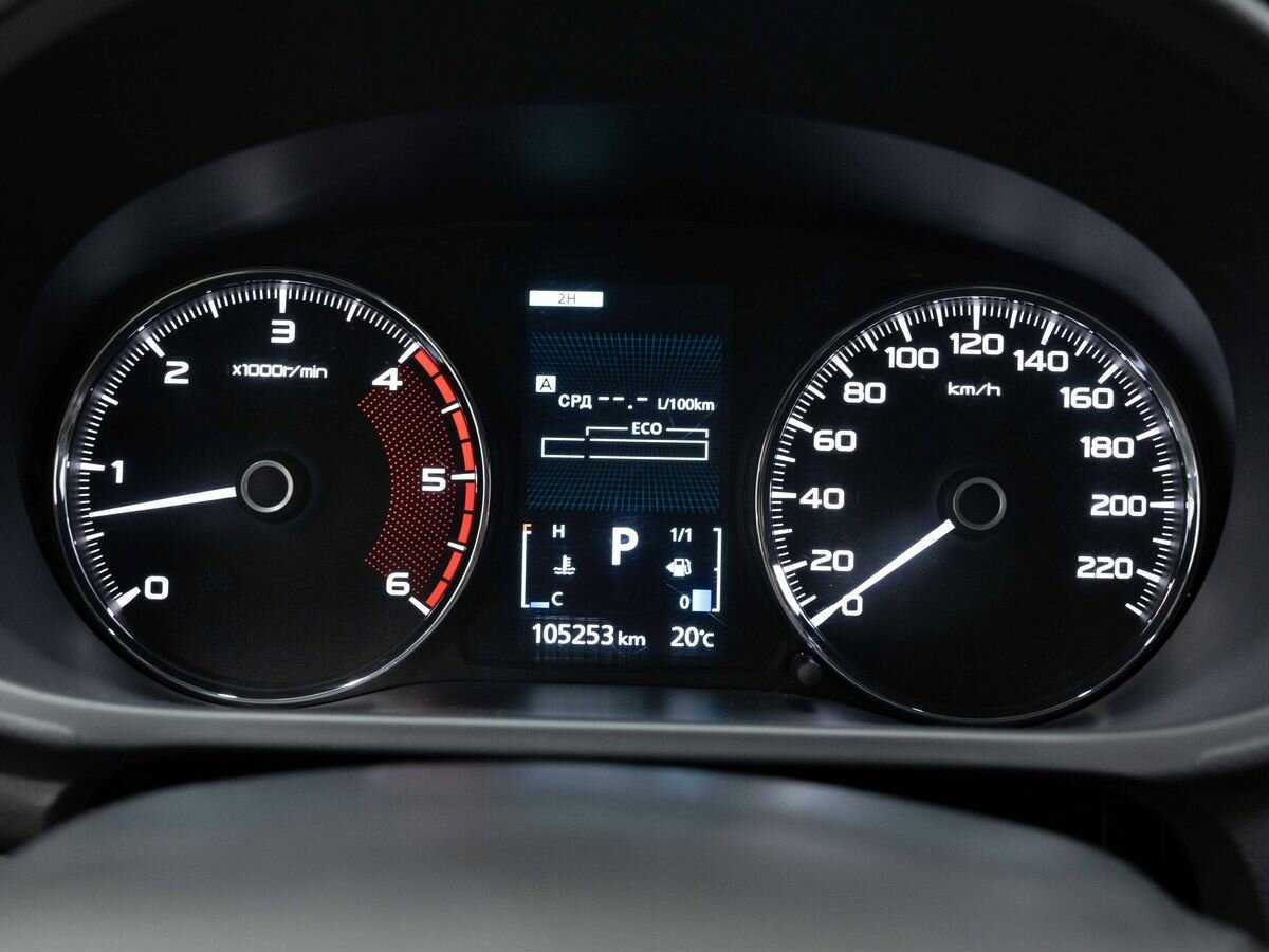 Mitsubishi Pajero Sport 2017 года с пробегом. Фото: #16