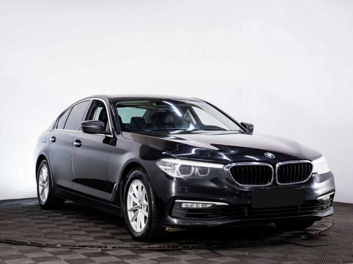 BMW 5 серии 2018 года с пробегом. Фото: #2