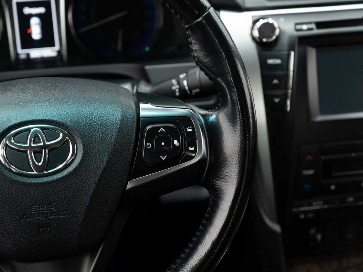 Б/У Тойота Камри 2016 года. Фото: #15