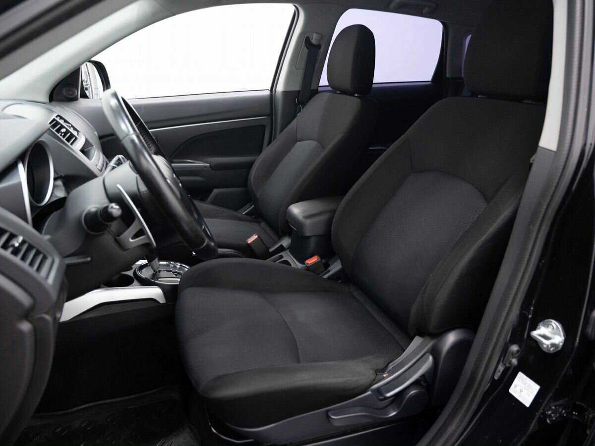 Б/У Митсубиши АС-Икс 2012 года. Фото: #7