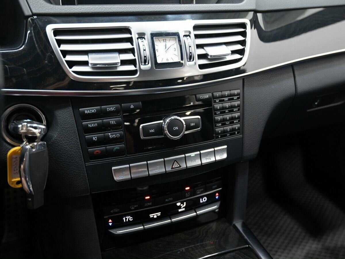 Mercedes-Benz E-Класс 2013 года с пробегом. Фото: #18