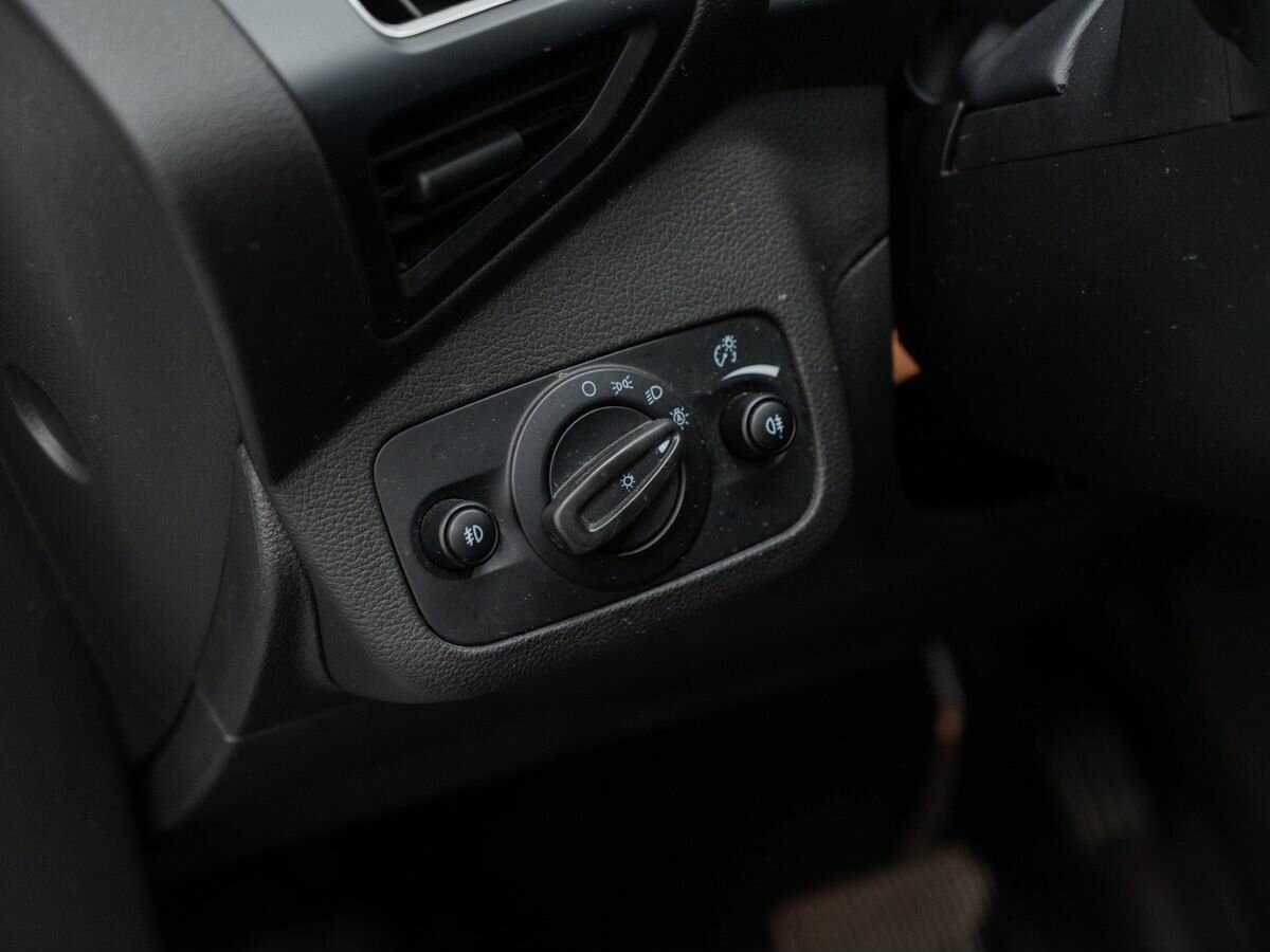 Б/У Форд Куга 2016 года. Фото: #16