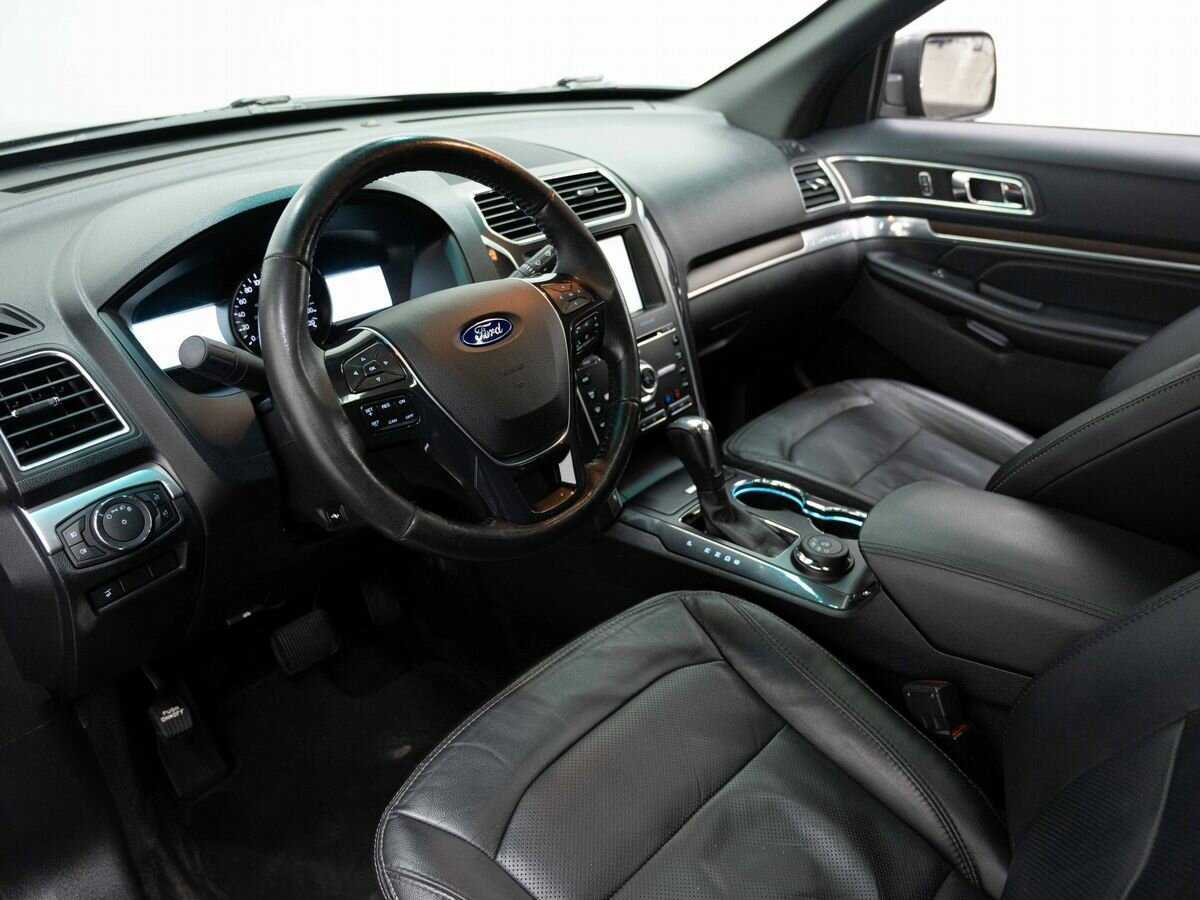 Ford Explorer 2016 года с пробегом. Фото: #6