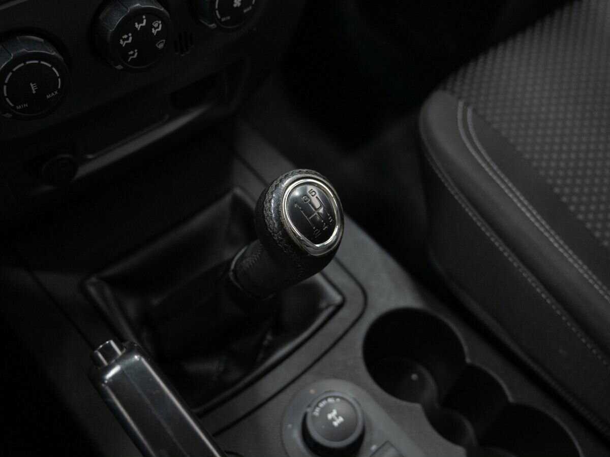 Б/У УАЗ Патриот 2015 года. Фото: #18