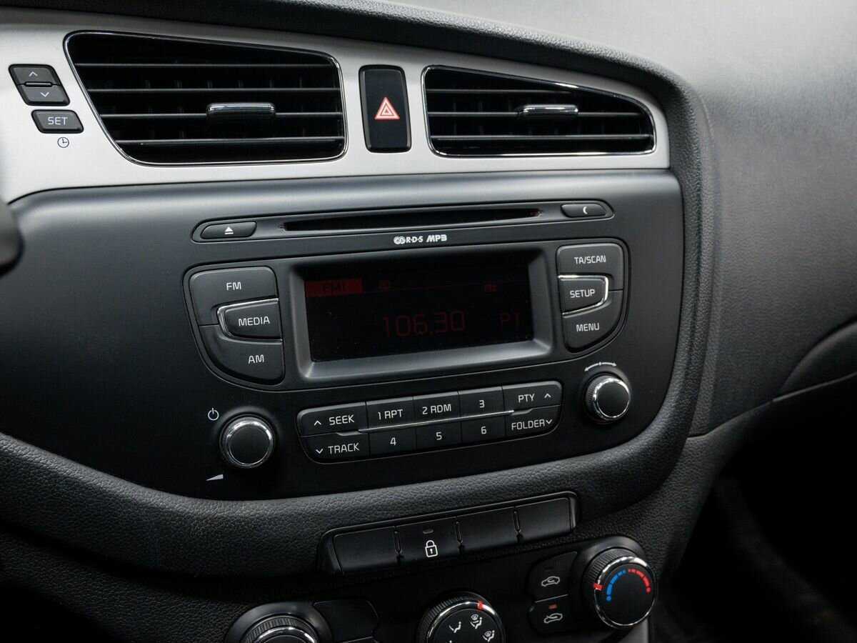 Б/У Киа Сид 2014 года. Фото: #18