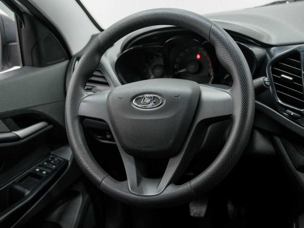 Б/У Лада (ВАЗ) Веста 2019 года. Фото: #10