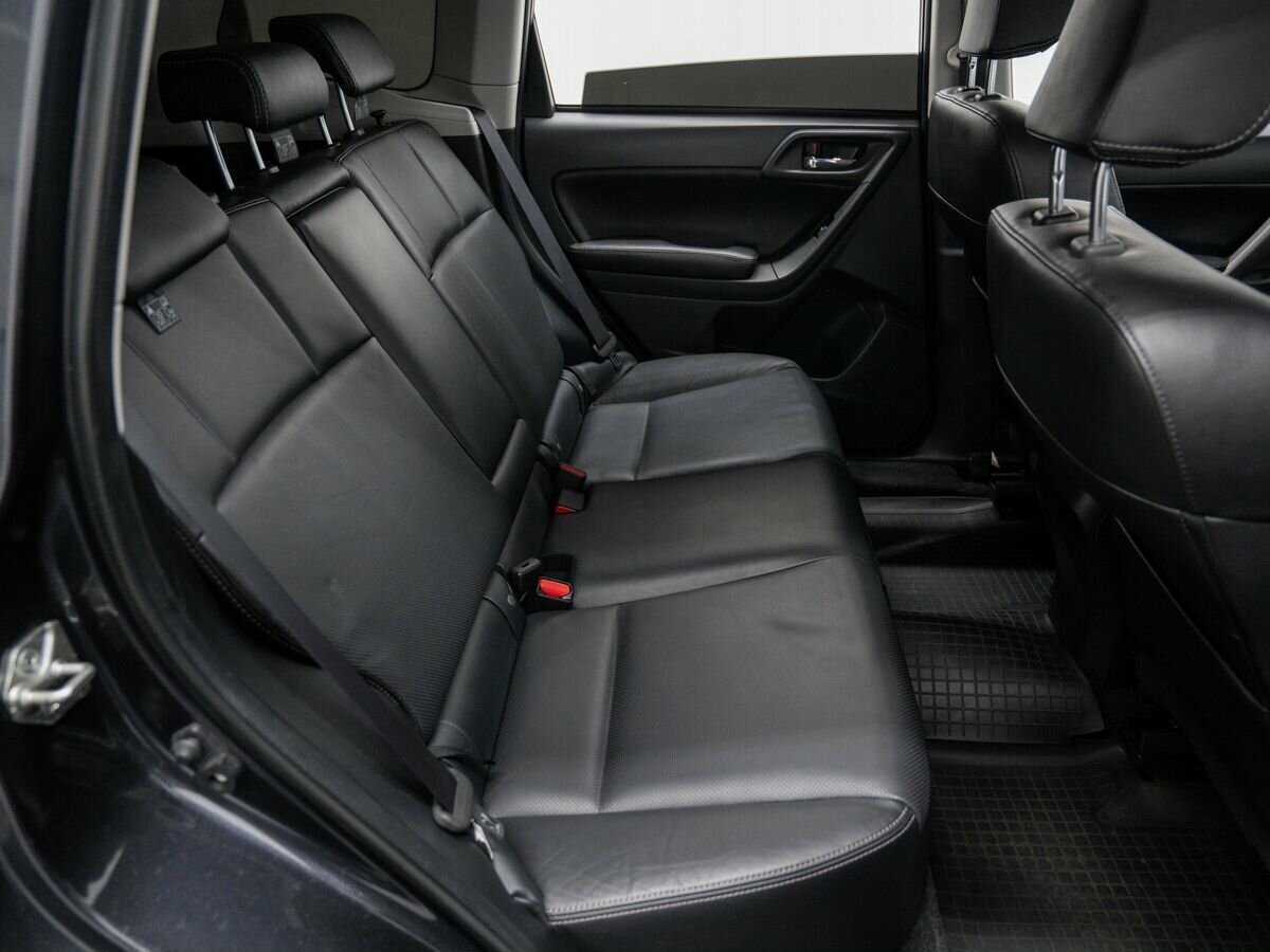 Б/У Субару Форестер 2015 года. Фото: #8