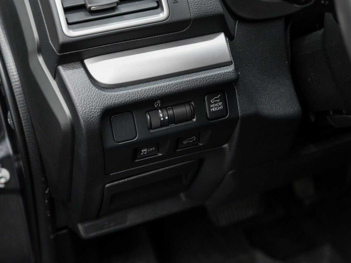 Б/У Субару Форестер 2015 года. Фото: #16