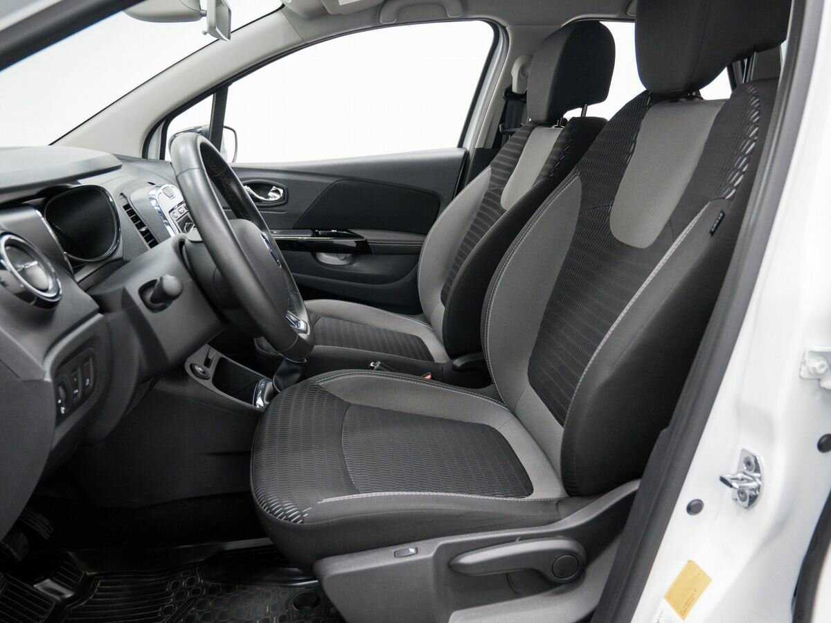 Б/У Рено Каптюр 2019 года. Фото: #14