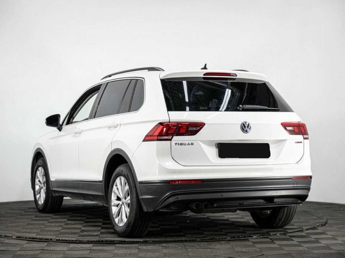 Volkswagen Tiguan 2018 года с пробегом. Фото: #3