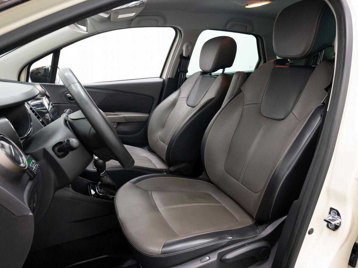 Б/У Рено Каптюр 2018 года. Фото: #7