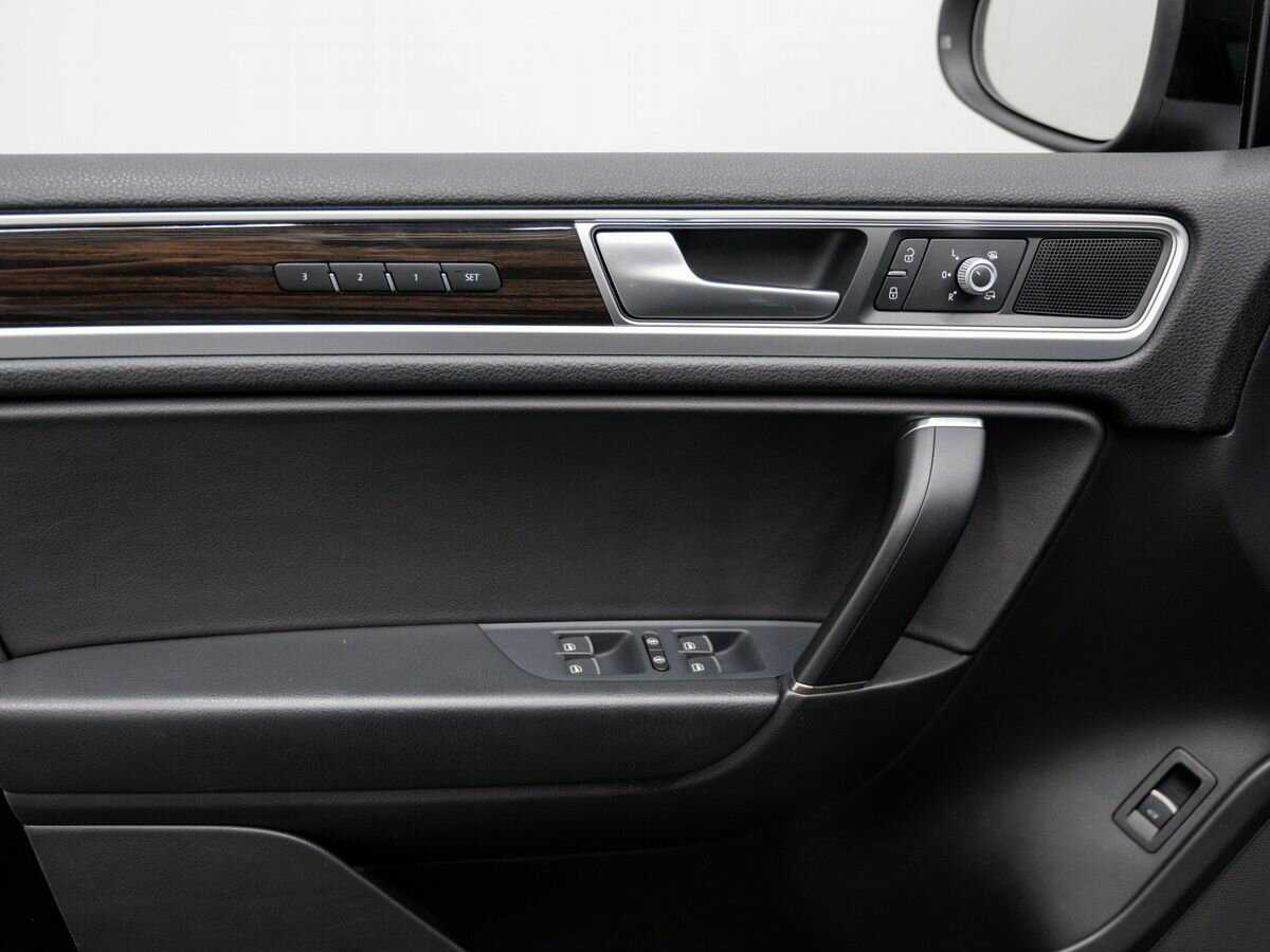 Volkswagen Touareg 2016 года с пробегом. Фото: #14
