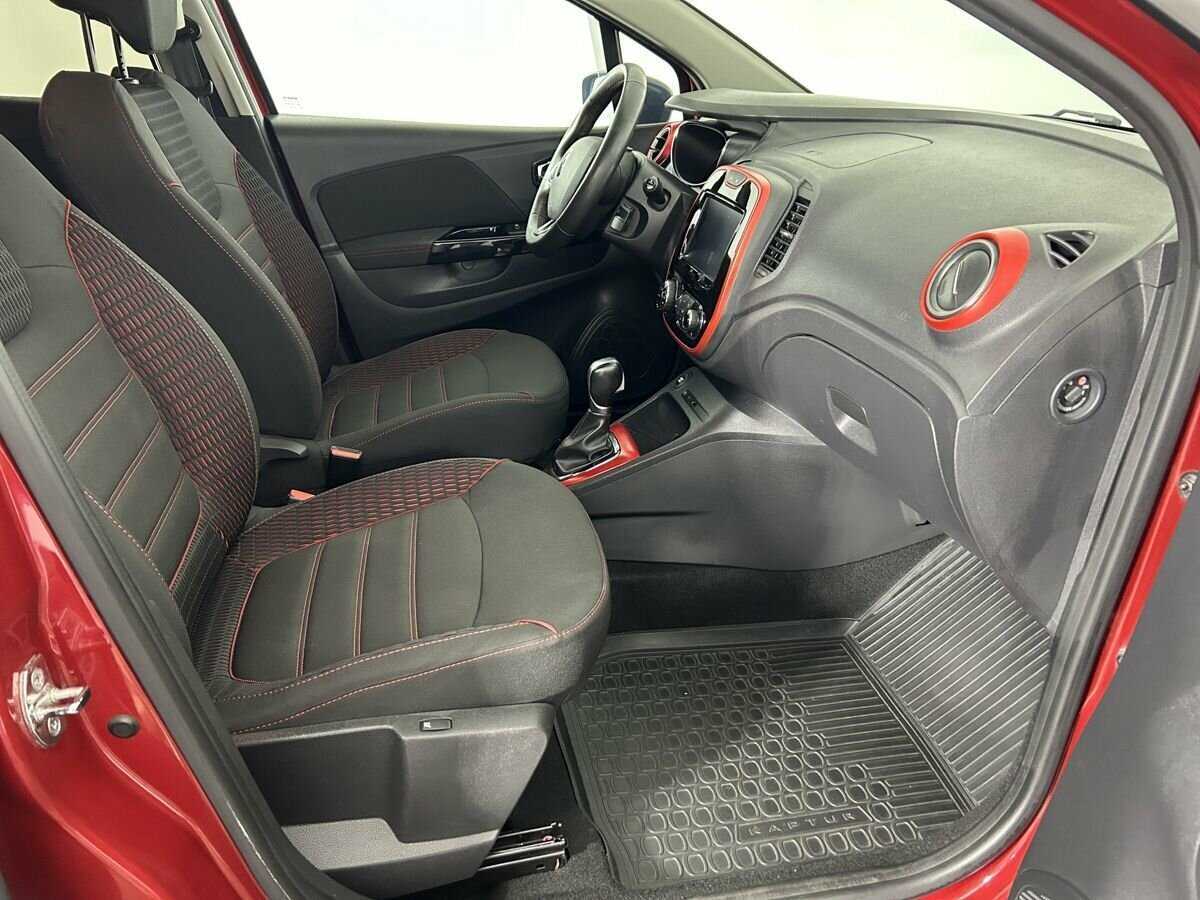 Б/У Рено Каптюр 2018 года. Фото: #12