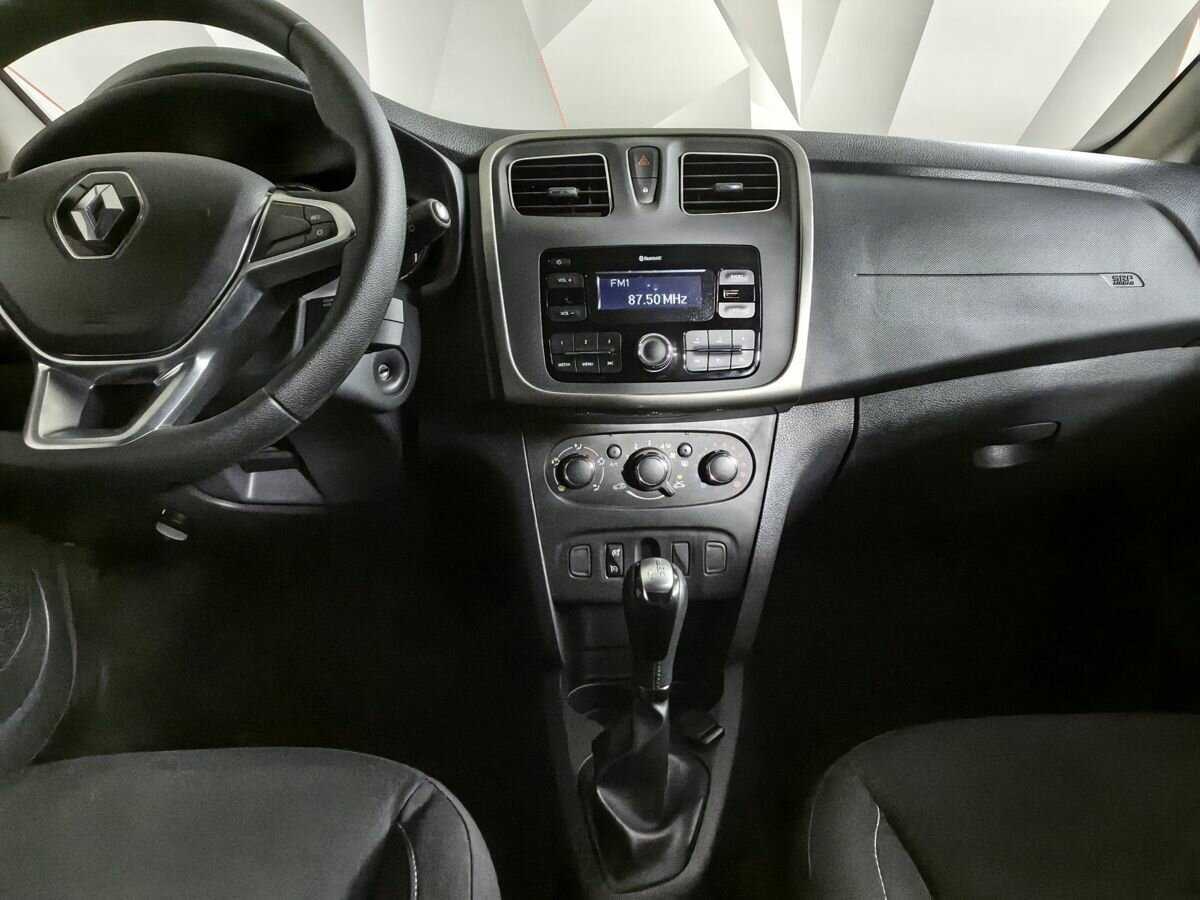 Б/У Рено Сандеро 2019 года. Фото: #10