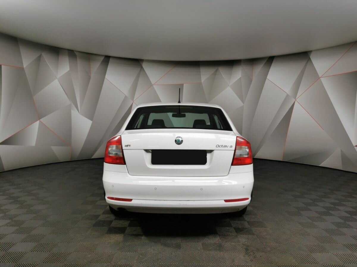 Б/У Шкода Октавия 2012 года. Фото: #7