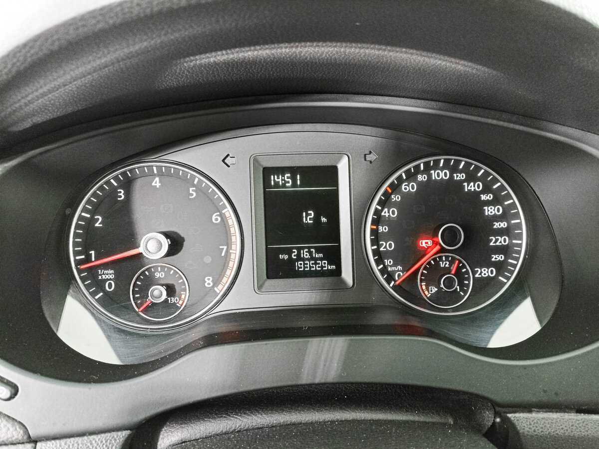 Б/У Фольксваген Джетта 2014 года. Фото: #12