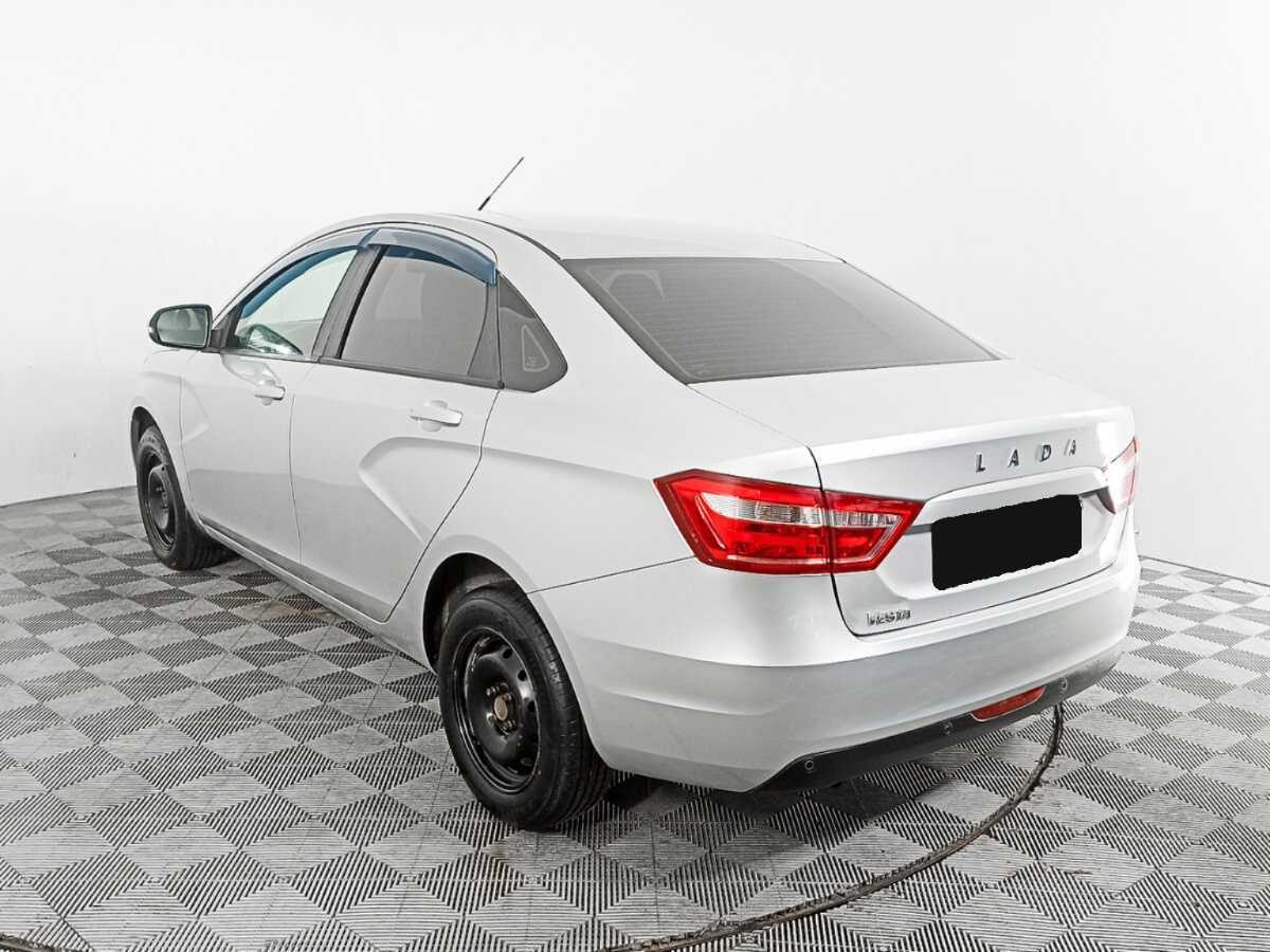 Б/У Лада (ВАЗ) Веста 2015 года. Фото: #6
