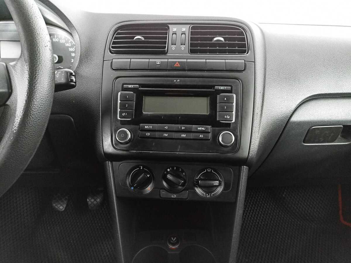 Б/У Фольксваген Поло 2012 года. Фото: #12