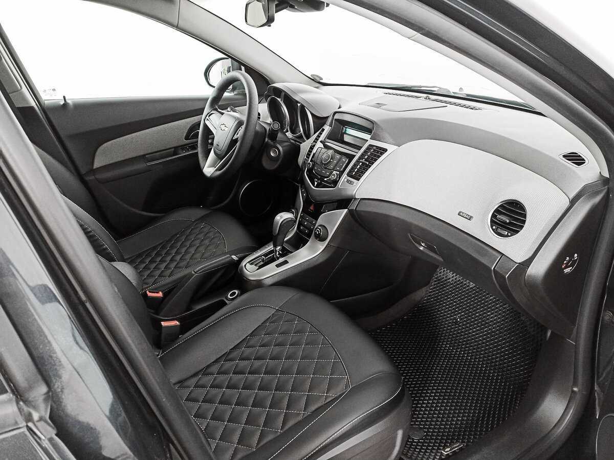 Б/У Шевроле Круз 2012 года. Фото: #7