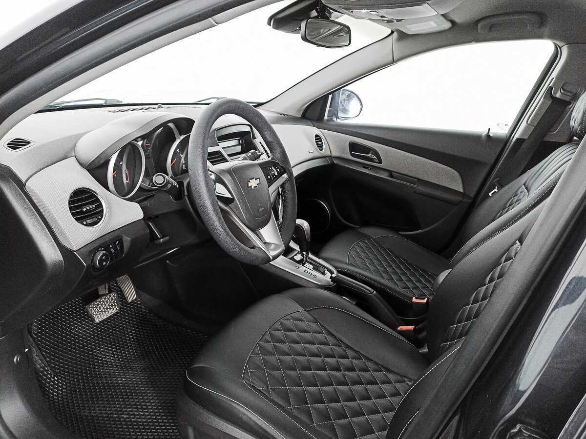 Б/У Шевроле Круз 2012 года. Фото: #12