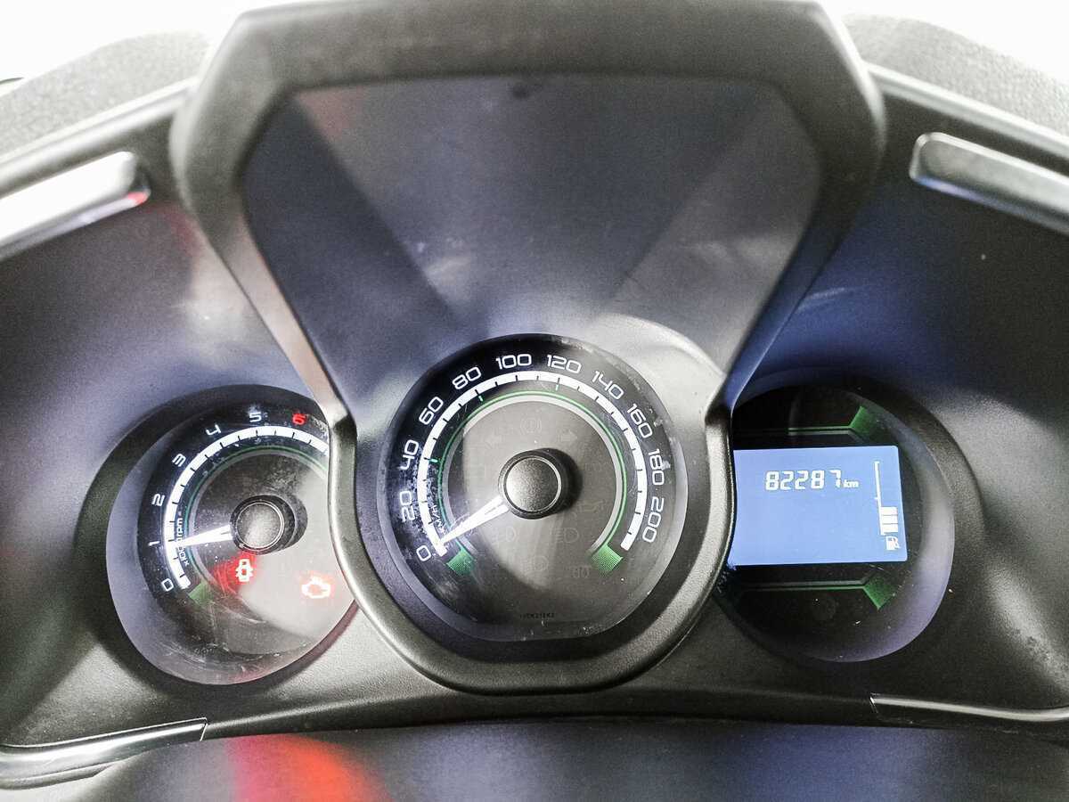 Б/У Лада (ВАЗ) ИКСРЭЙ 2016 года. Фото: #10