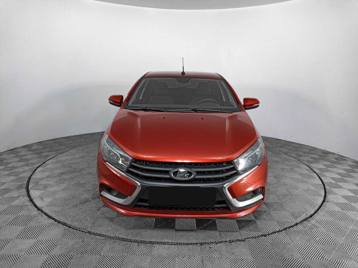 Б/У Лада (ВАЗ) Веста 2017 года. Фото: #1