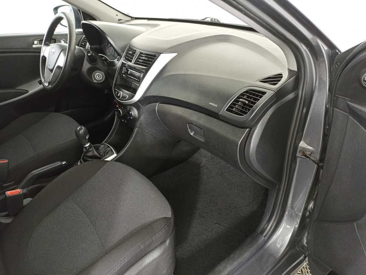 Б/У Хендай Солярис 2013 года. Фото: #5