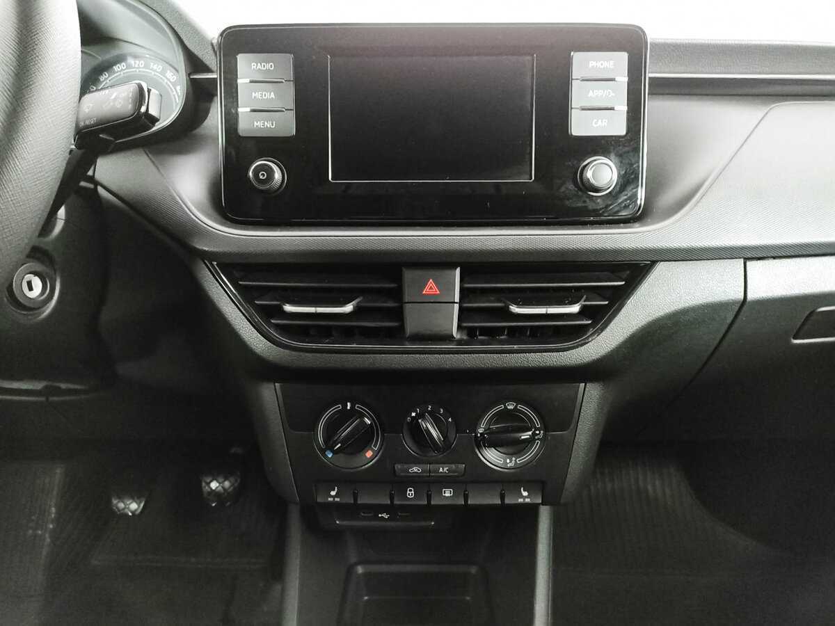 Б/У Шкода Рапид 2020 года. Фото: #12