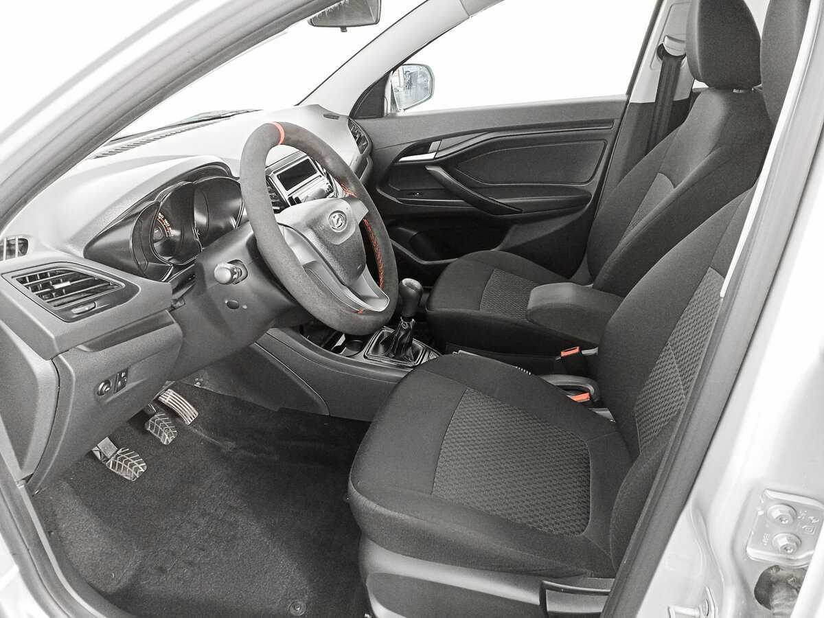 Б/У Лада (ВАЗ) Веста 2018 года. Фото: #13