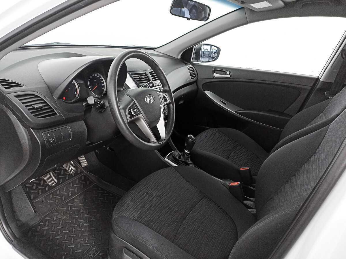 Б/У Хендай Солярис 2015 года. Фото: #11