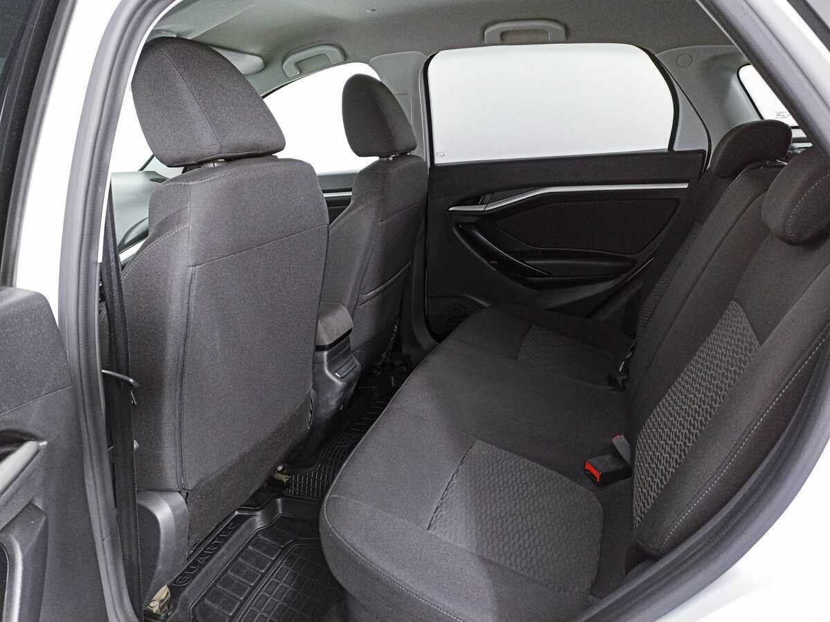 Б/У Лада (ВАЗ) Веста 2021 года. Фото: #9