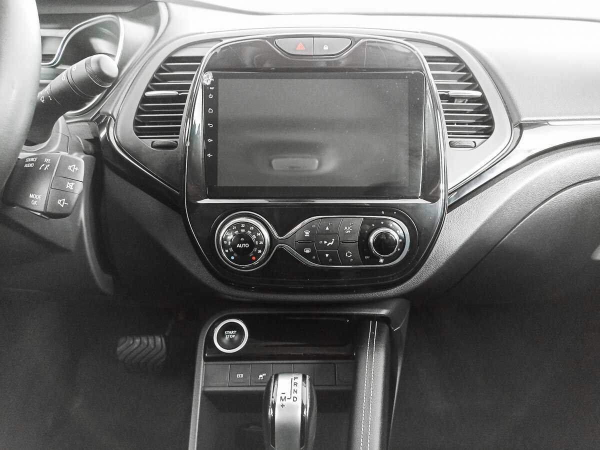 Б/У Рено Каптюр 2020 года. Фото: #12