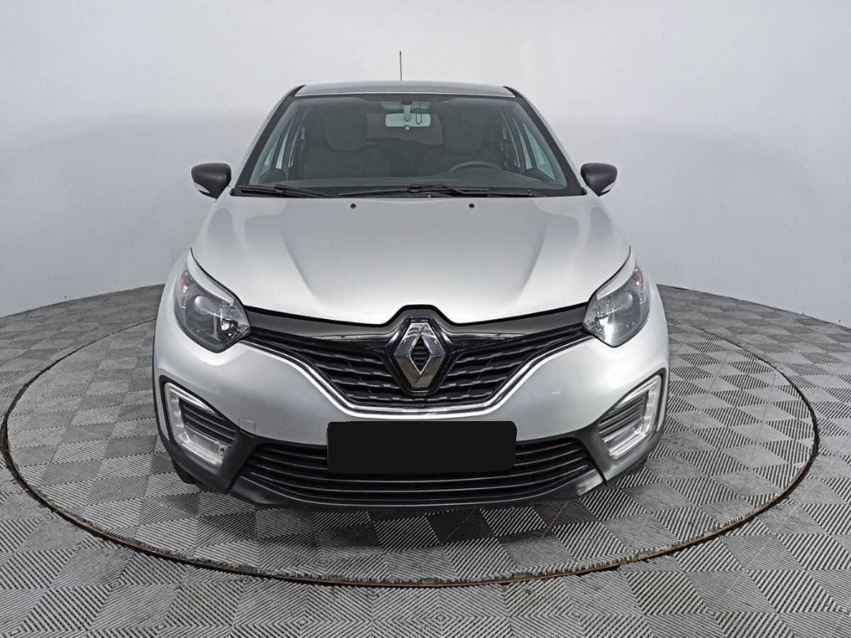 Б/У Рено Каптюр 2020 года. Фото: #1