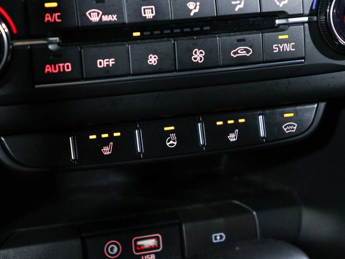 Б/У Киа Сид 2018 года. Фото: #14