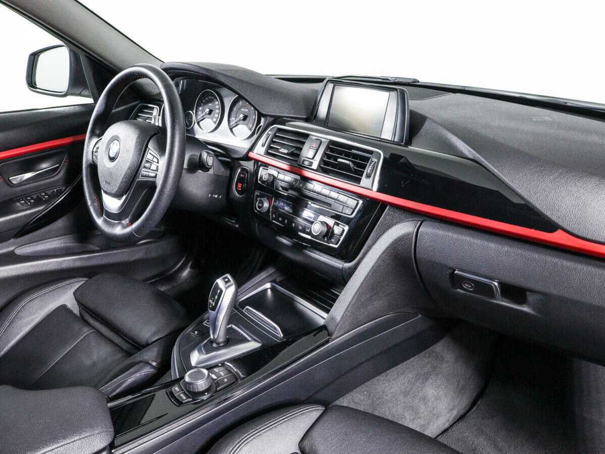 BMW 3 серии 2016 года с пробегом. Фото: #6