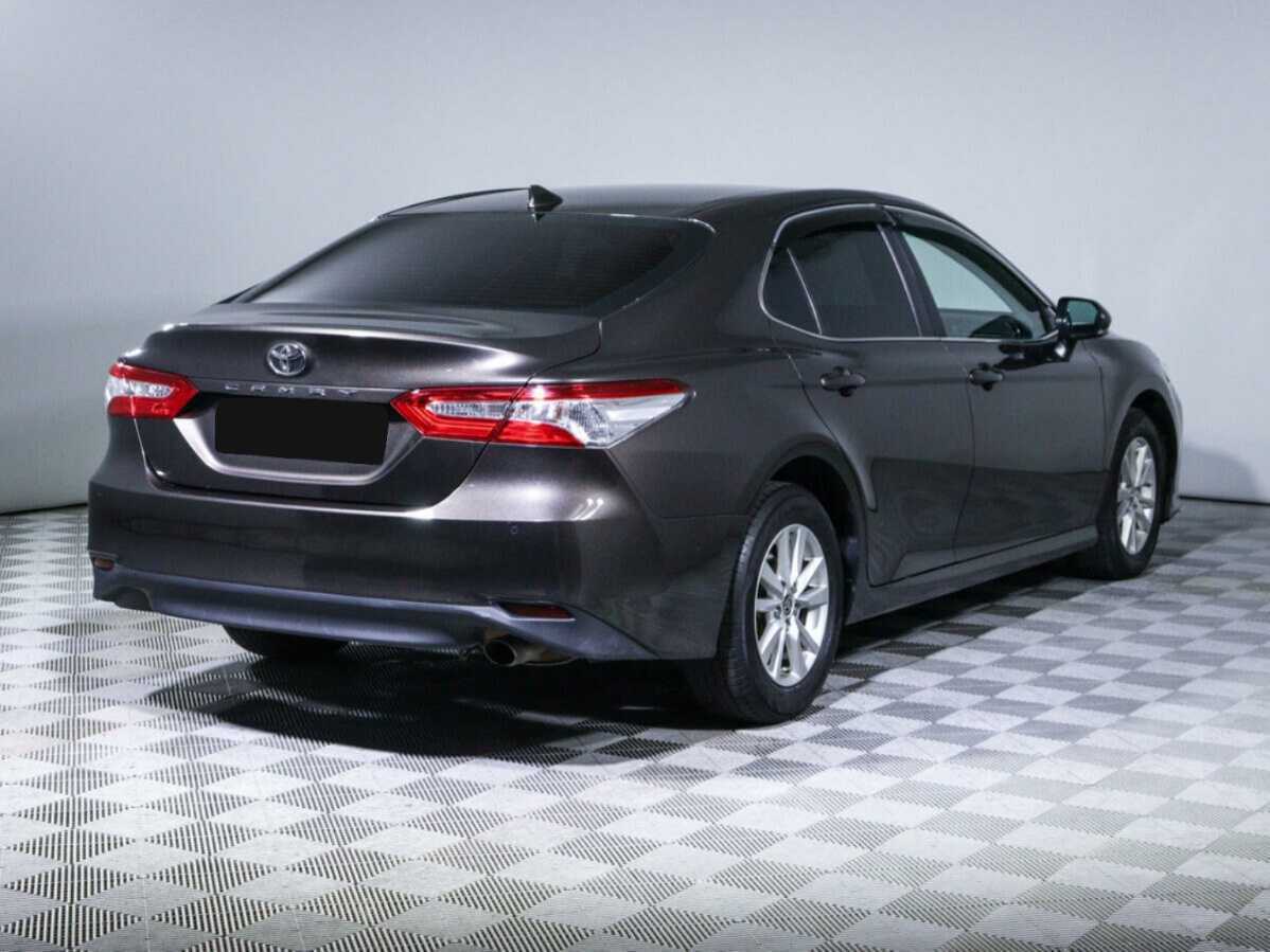 Toyota Camry 2020 года с пробегом. Фото: #4