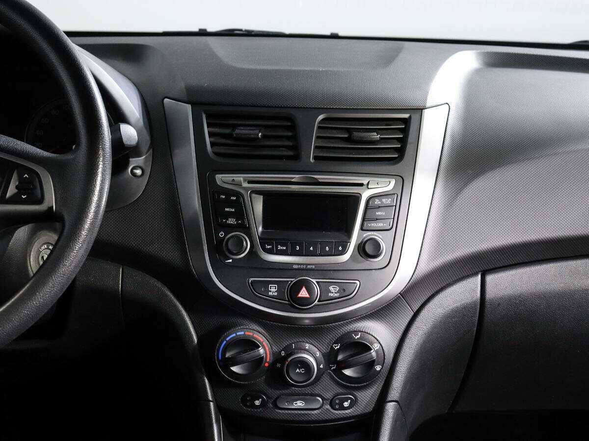 Б/У Хендай Солярис 2016 года. Фото: #12