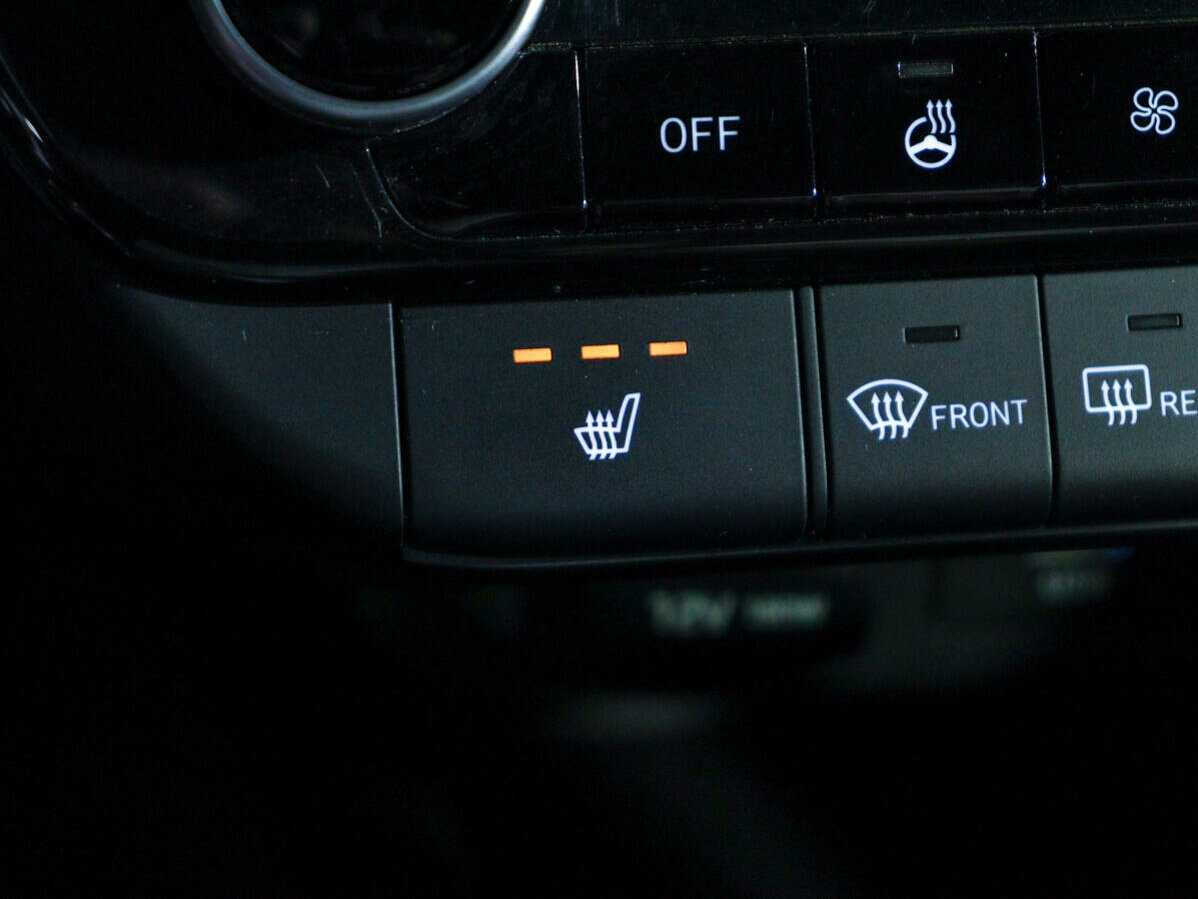 Hyundai Elantra 2021 года с пробегом. Фото: #18