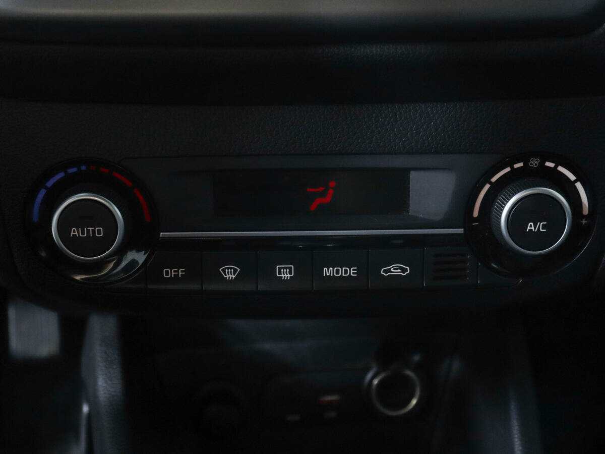 Б/У Киа Рио 2016 года. Фото: #15