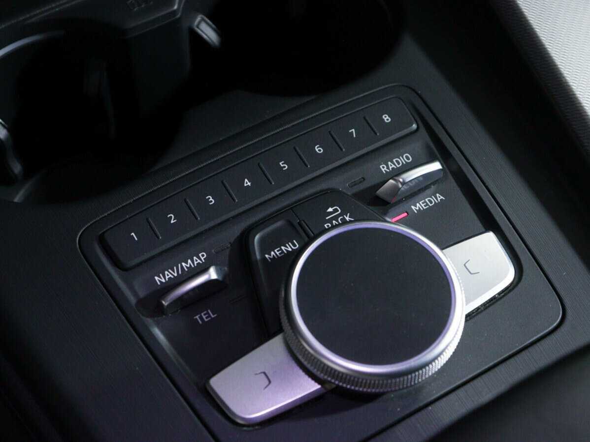 Audi A4 2016 года с пробегом. Фото: #20