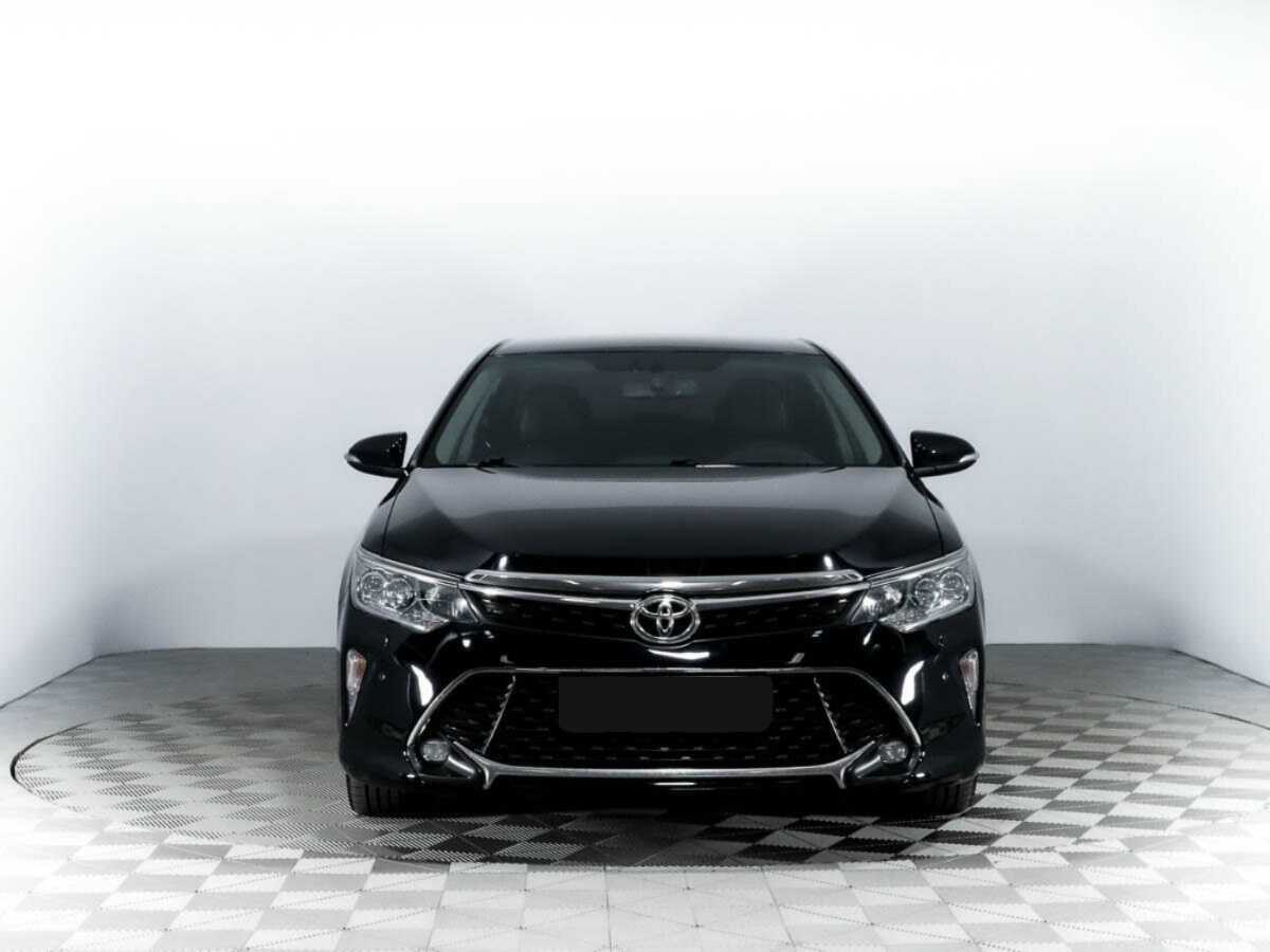 Toyota Camry 2017 года с пробегом. Фото: #1