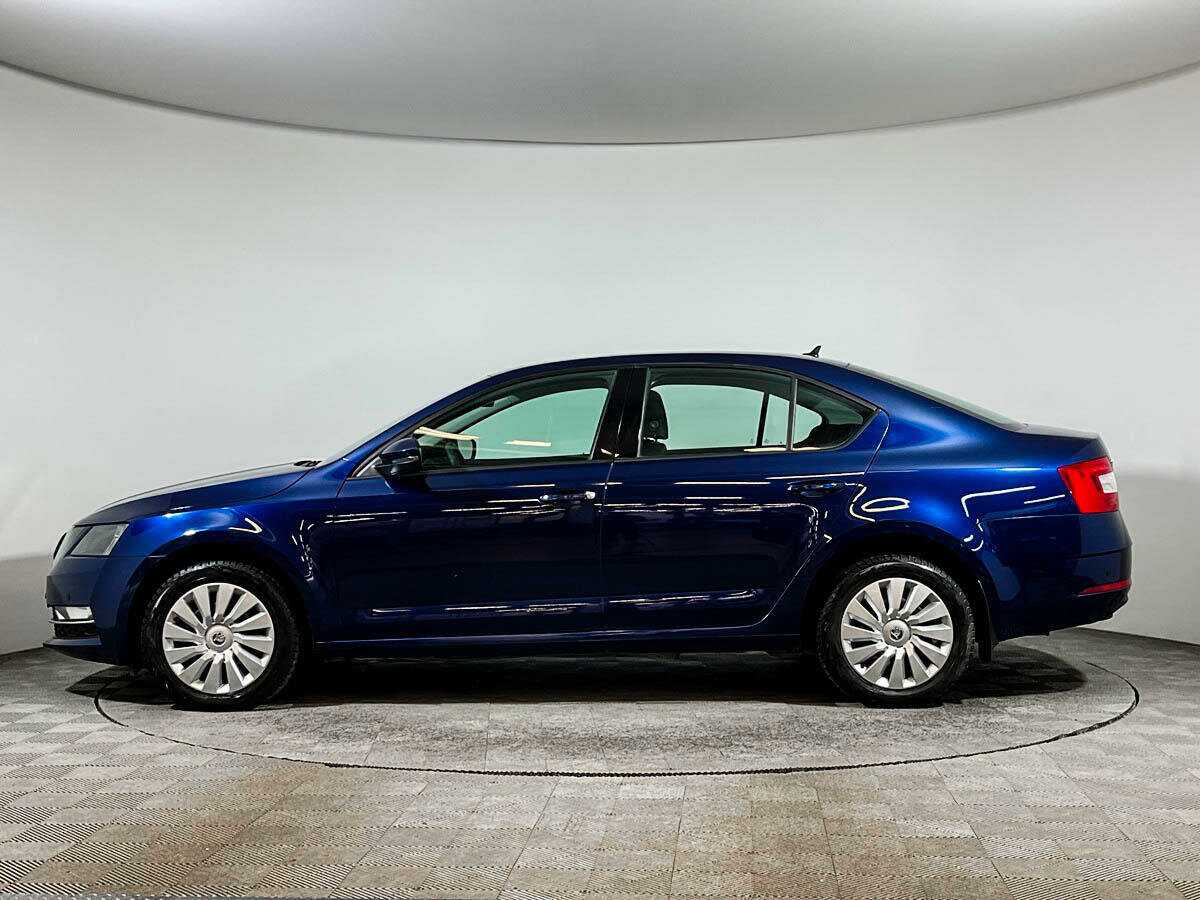 Б/У Шкода Октавия 2017 года. Фото: #7